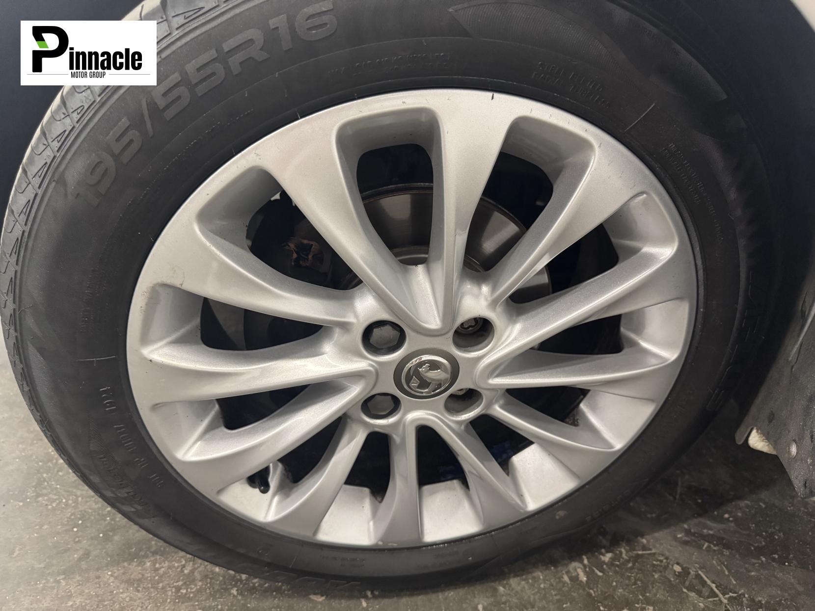 Vauxhall Corsa 1.4i ecoFLEX SE Hatchback 5dr Petrol Manual Euro 6 (90 ps)